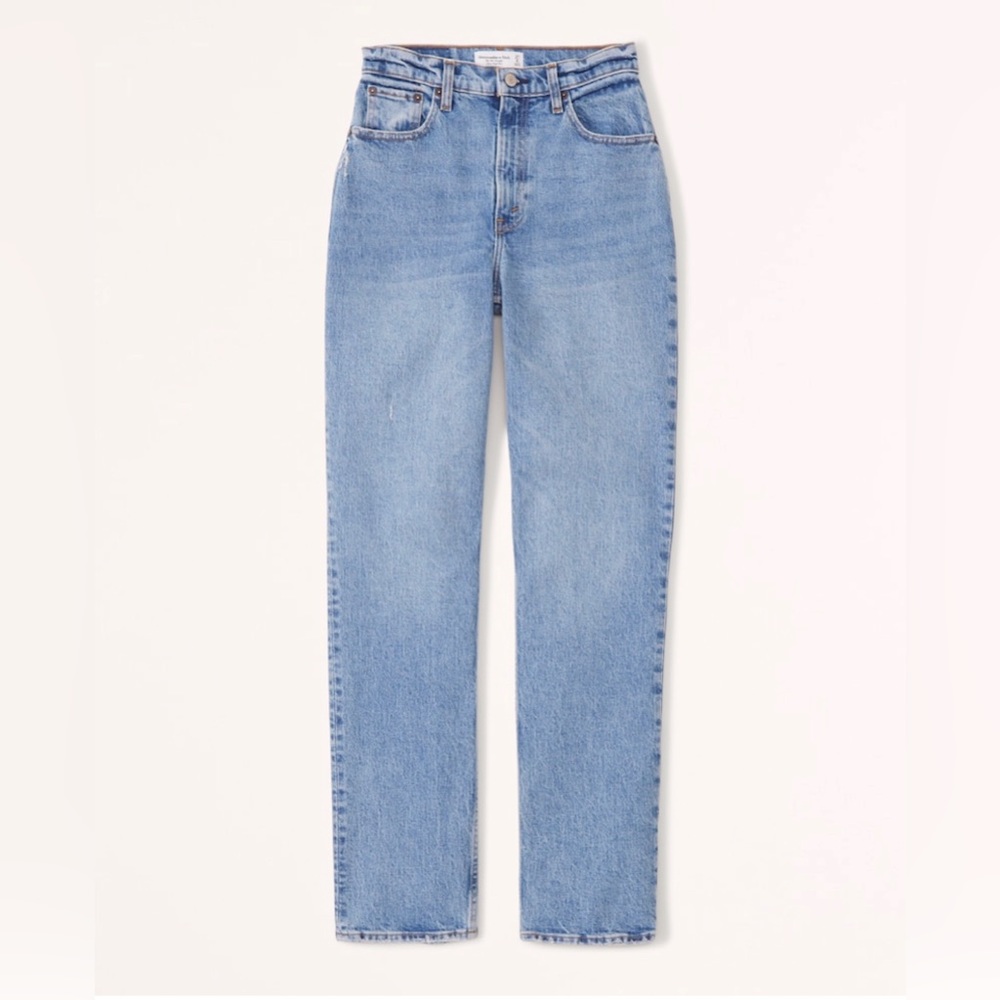 NWT Abercrombie Curve Love 90s Straight Jean in Medium